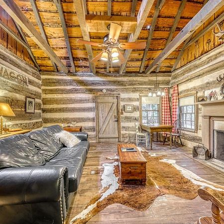 Villa Town Creek Log Cabin à Fredericksburg Extérieur photo