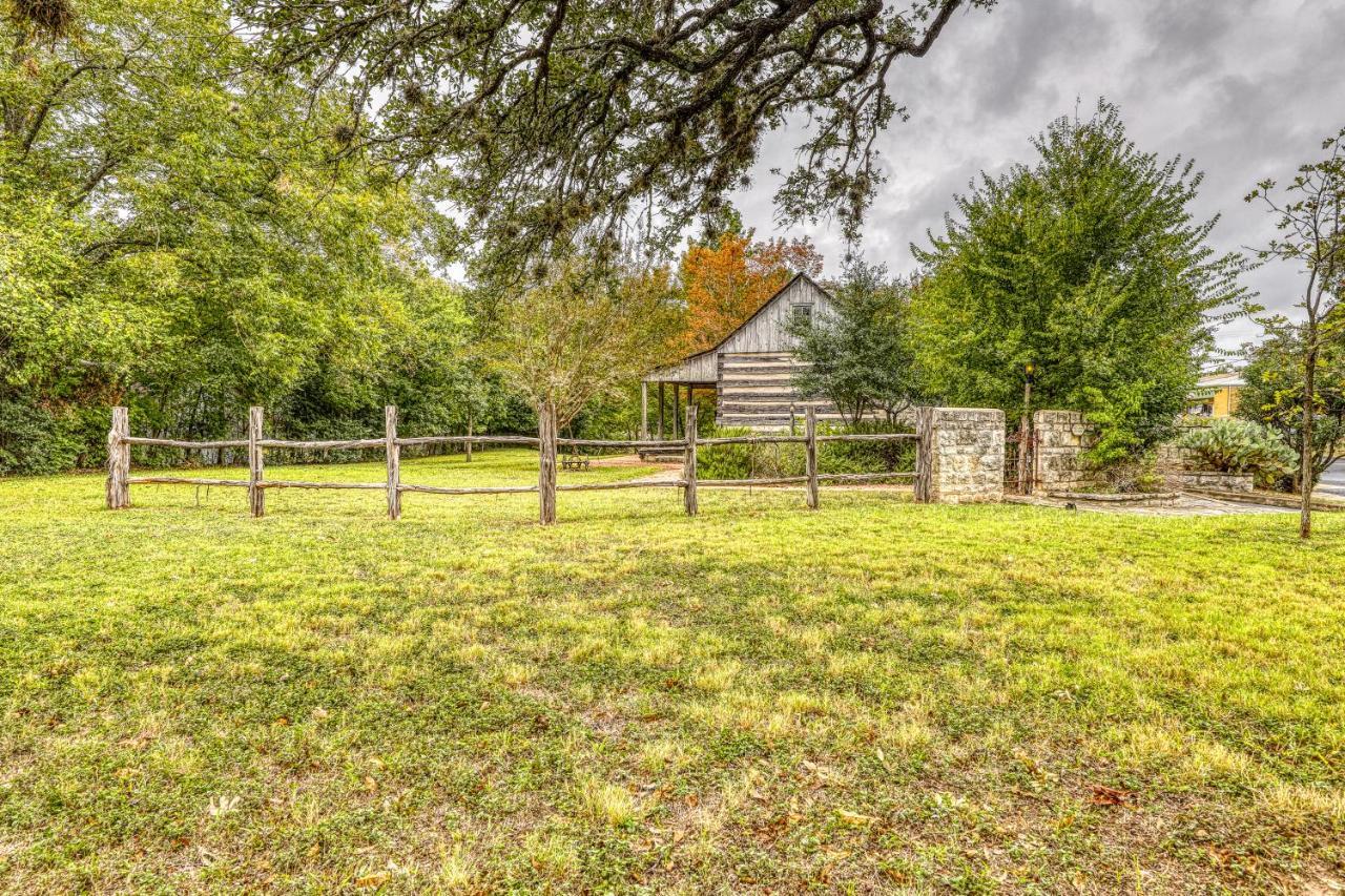 Villa Town Creek Log Cabin à Fredericksburg Extérieur photo