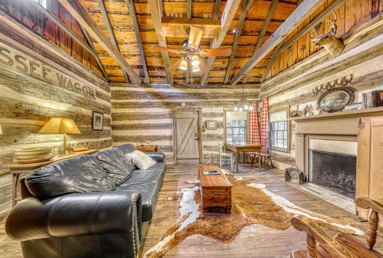 Villa Town Creek Log Cabin à Fredericksburg Extérieur photo